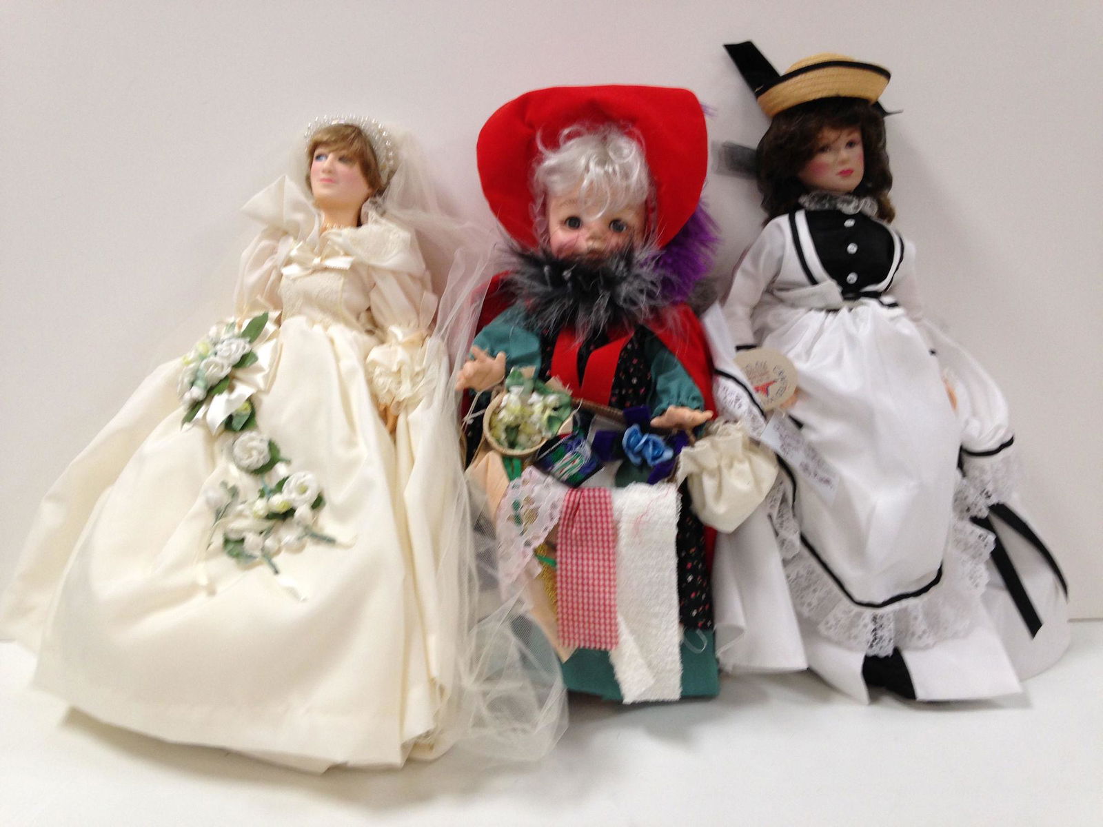 3 BOXED EFFANBEE DOLLS INCLUDING PRINCESS DIANNE BRIDE. (1 of 1)