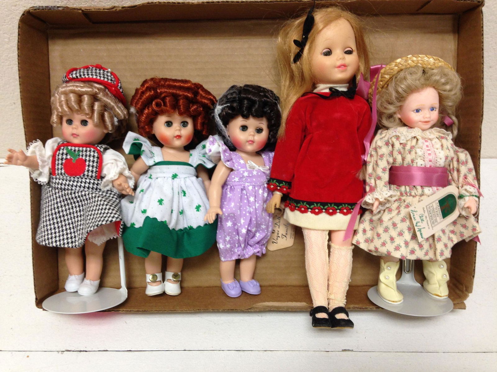 LOT 5 UNBOXED DOLLS INCLUDING GINNY & ROBIN WOODS. ALL (1 of 1)