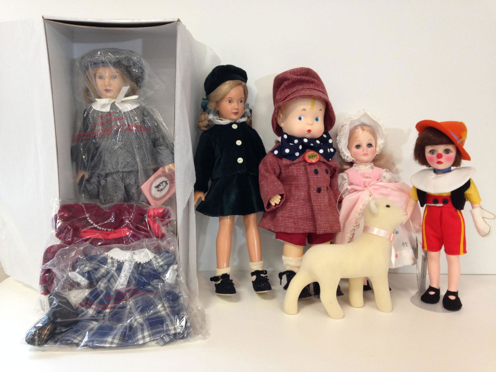 LOT 5 BOXED EFFANBEE DOLLS. ALL ITEMS ARE SOLD AS IS.: LOT 5 BOXED EFFANBEE DOLLS. ALL ITEMS ARE SOLD AS IS. CONDITION REPORTS ARE NOT AVAILABLE.