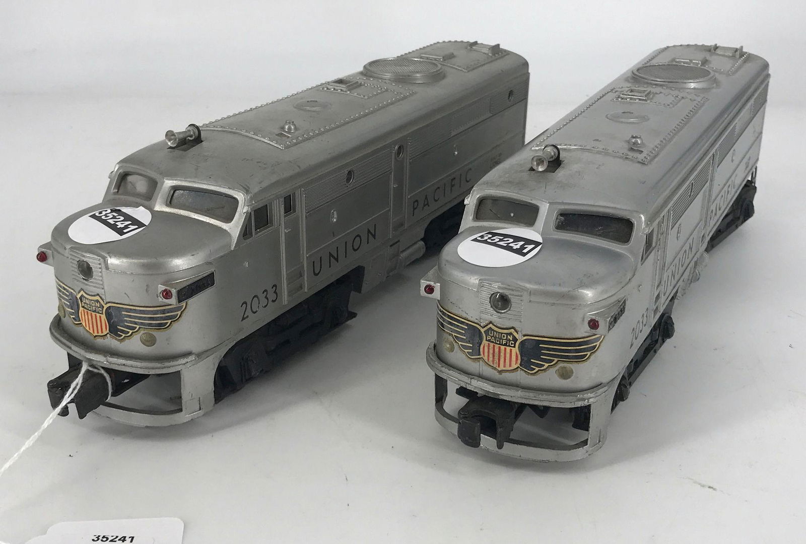 LIONEL POSTWAR O GAUGE 2033 UNION PACIFIC ALCO DIESEL (1 of 9)