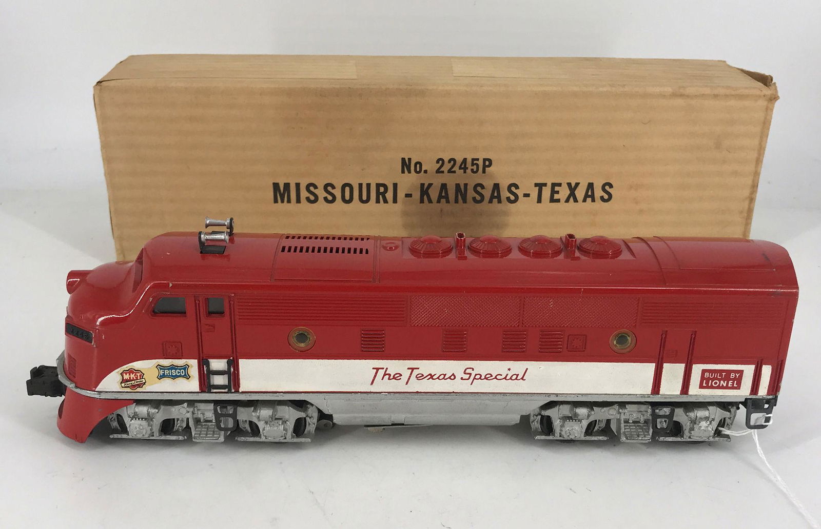 LIONEL POSTWAR O GAUGE 2245 TEXAS SPECIAL F3 A UNIT: LIONEL POSTWAR O GAUGE 2245 TEXAS SPECIAL F3 A UNIT