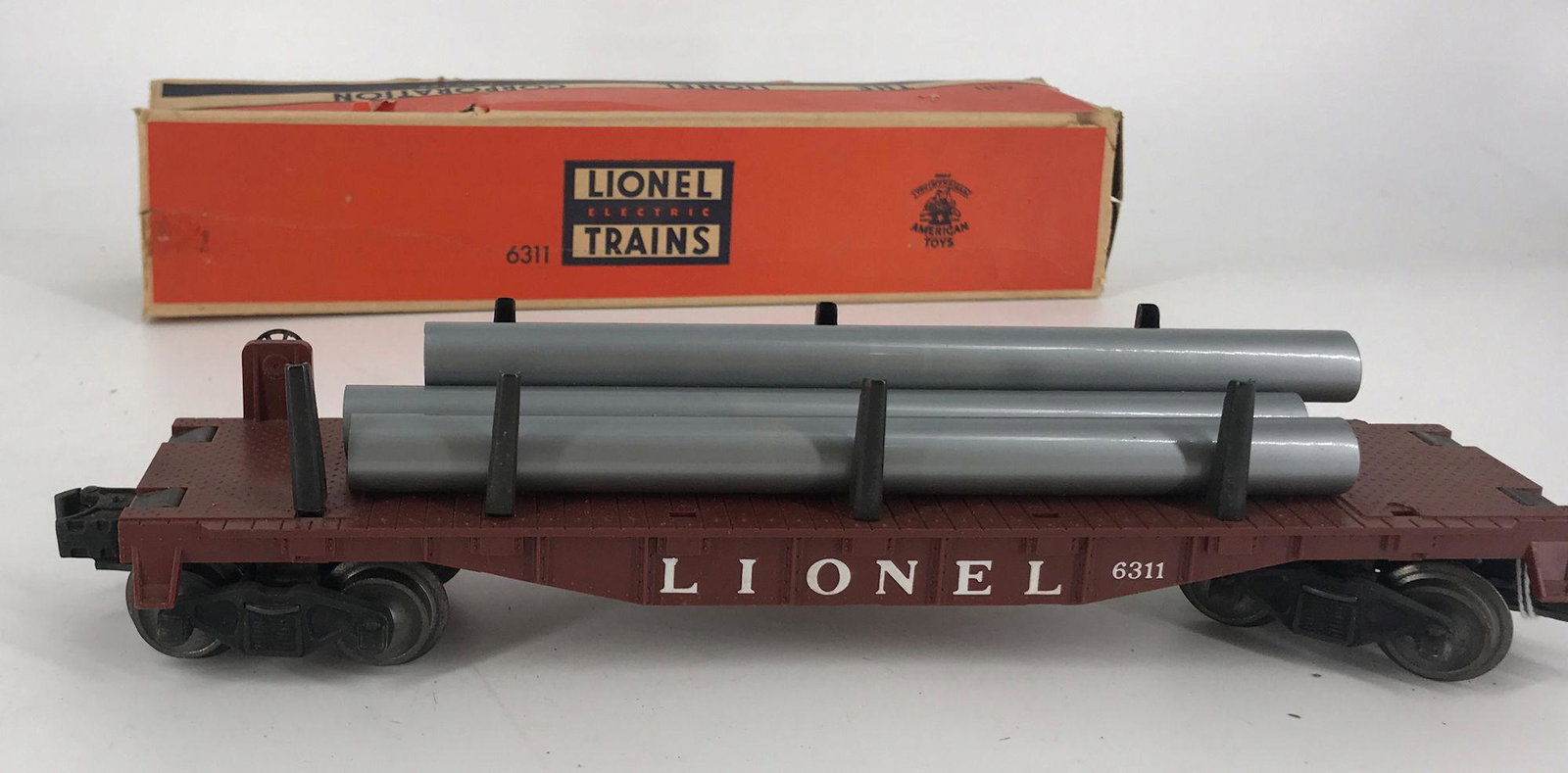 LIONEL POSTWAR O GAUGE 6311 PIPE CAR WITH ORIGINAL BOX (1 of 2)