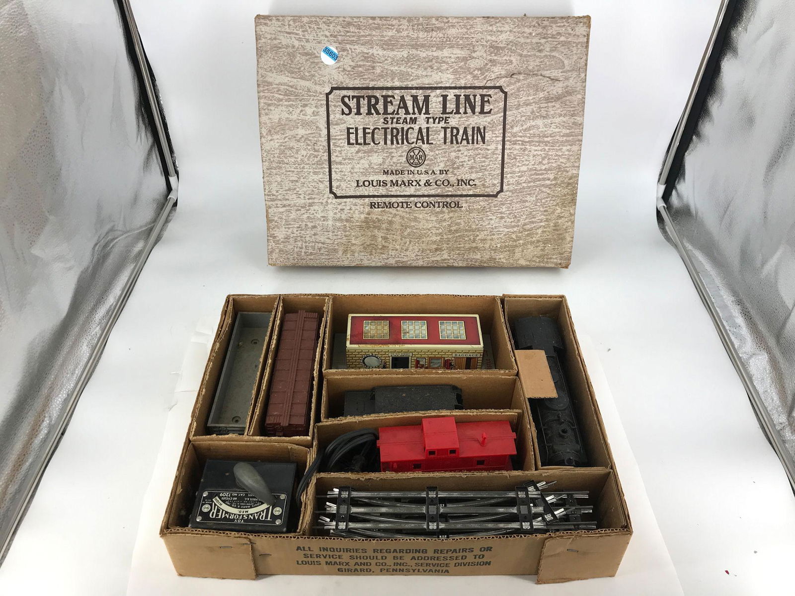 MARX POST-WAR ELECTRIC TRAIN SET 52325 IN ORIGINAL BOX (1 of 16)