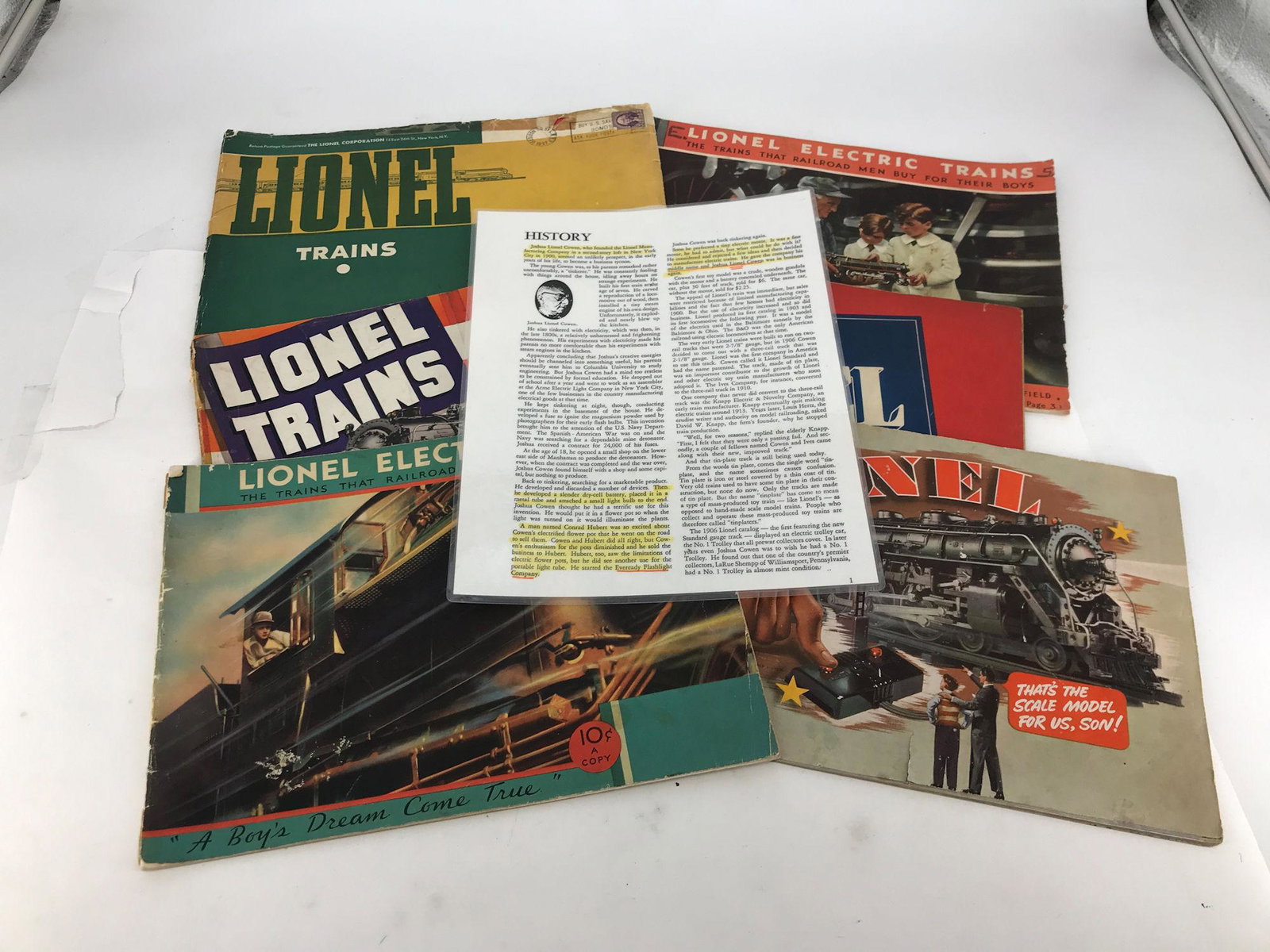 LIONEL PRE WAR 6 CATALOGS (1 of 8)