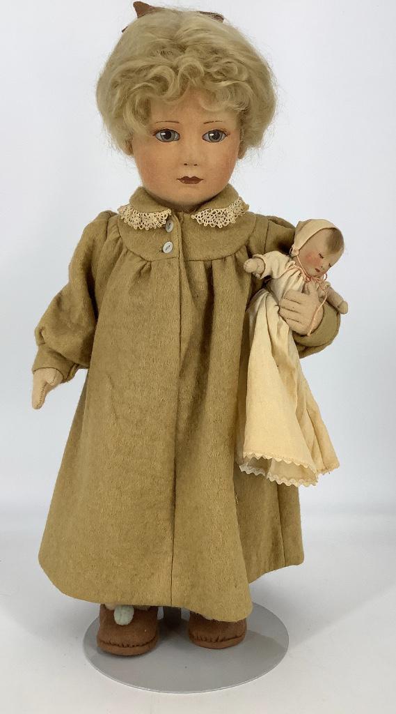 17" R. John Wright "Lindsay" from the Babes in Toyland: 17" R. John Wright "Lindsay" from the Babes in Toyland Series II. All felt doll, mohair wig, molded and painted facial features, on five-piece body with disk jointed arms and legs. Doll is dressed in