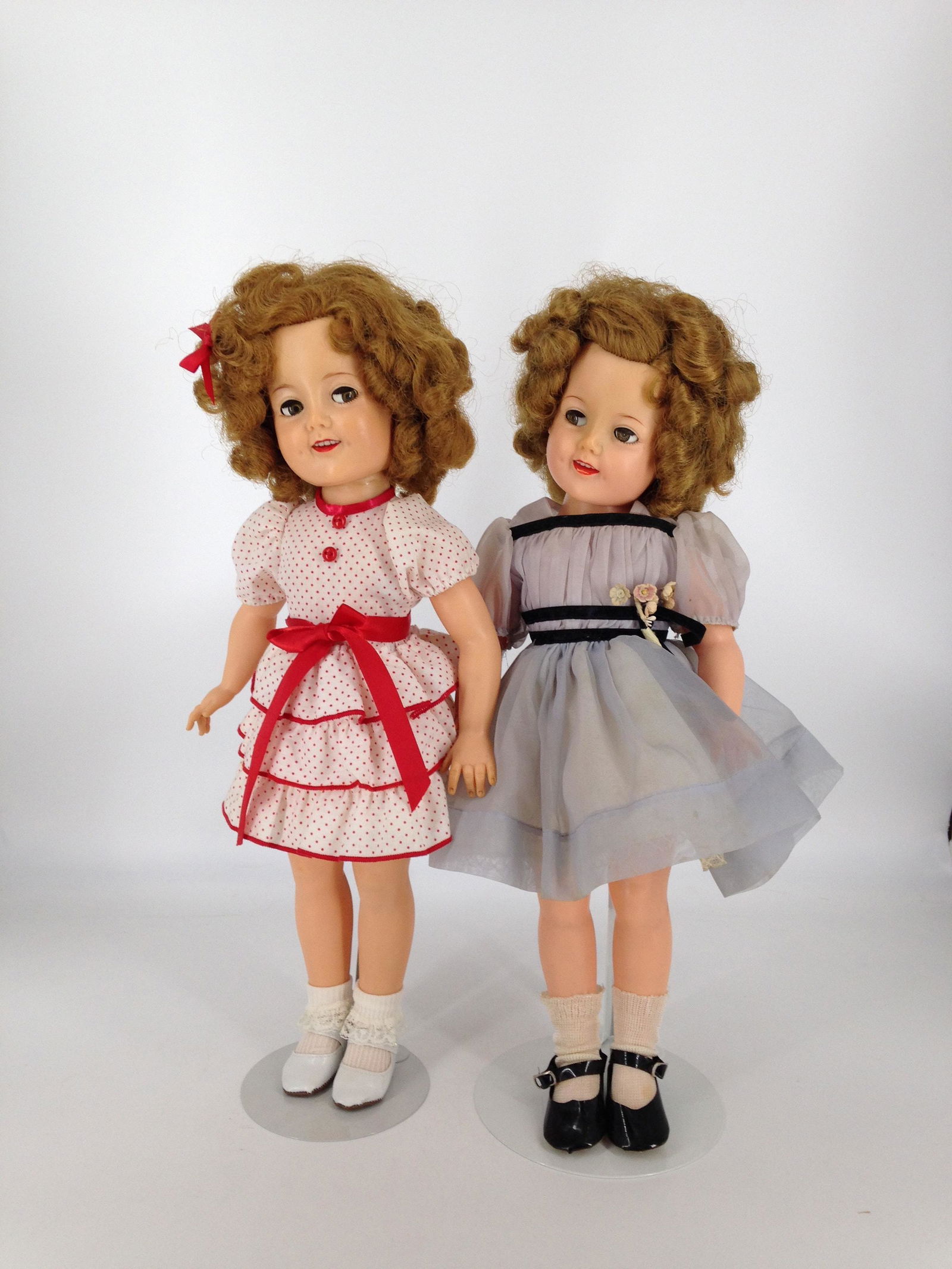 (2) 19" VINTAGE SHIRLEY TEMPLE FLIRTY-EYE VINYL DOLLS (1 of 3)
