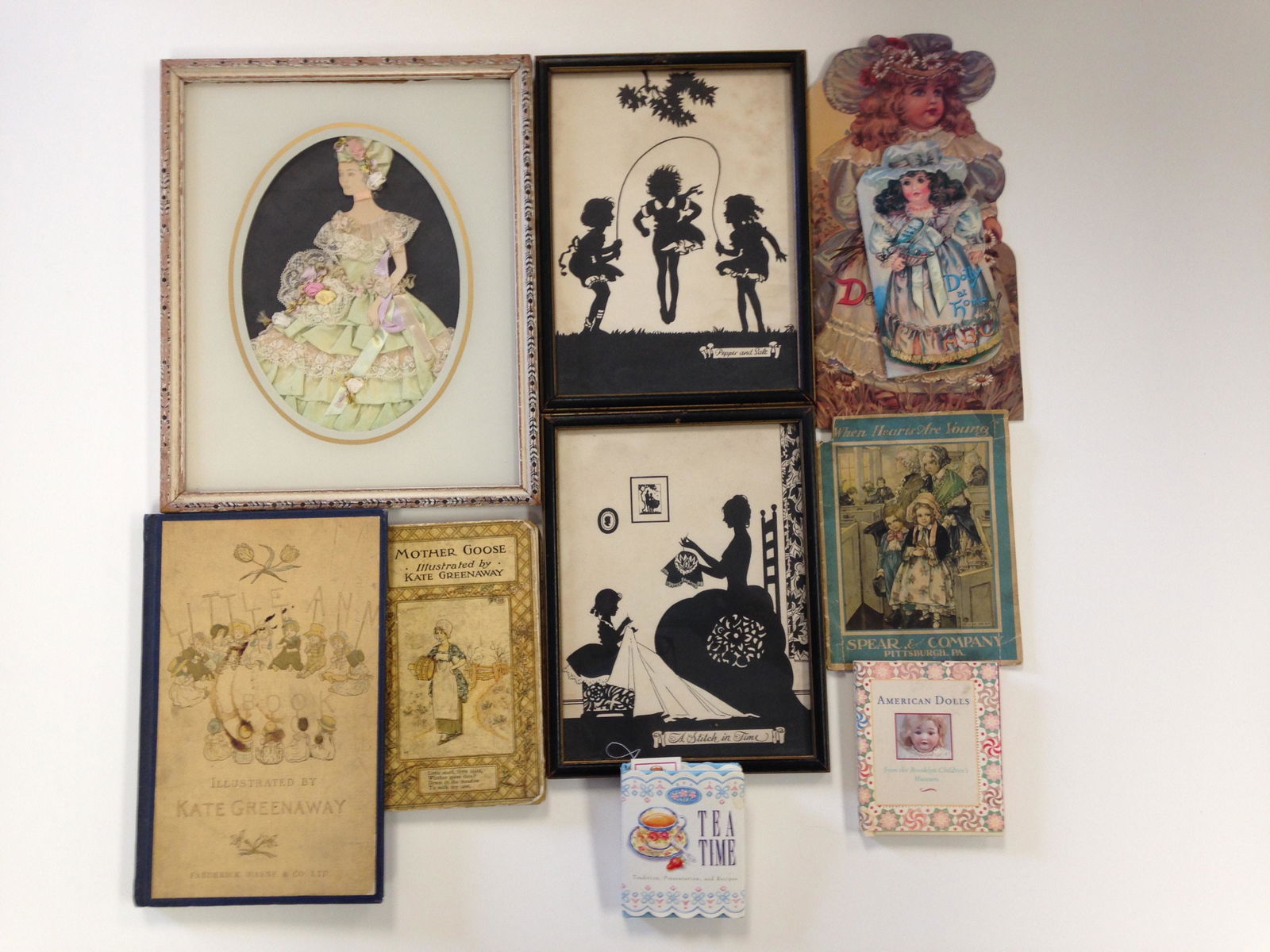 LOT OF BOOKS AND FRAMED PICTURES INCLUDING (2) (1 of 1)