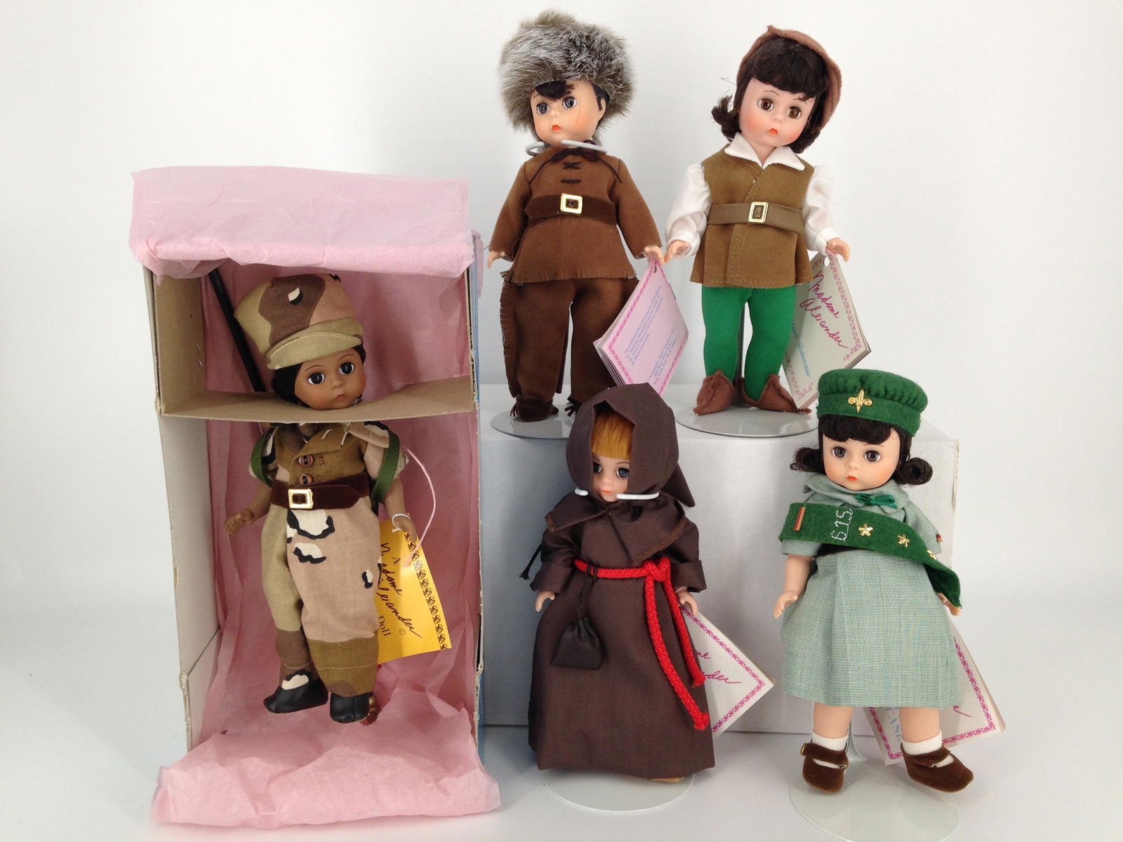 (5) BOXED MADAME ALEXANDER DOLLS INCLUDING "SCOUTING", (1 of 2)