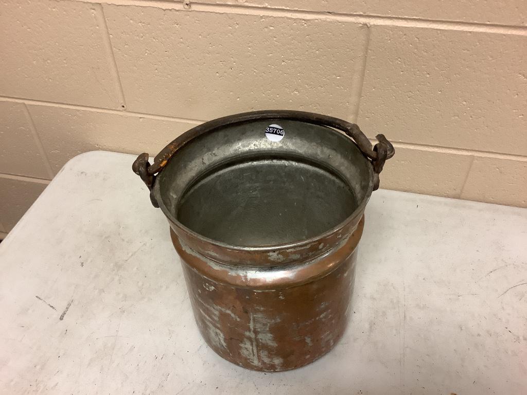 Metal bucket with copper finish. 9â€ diameter. 10â€ (1 of 1)
