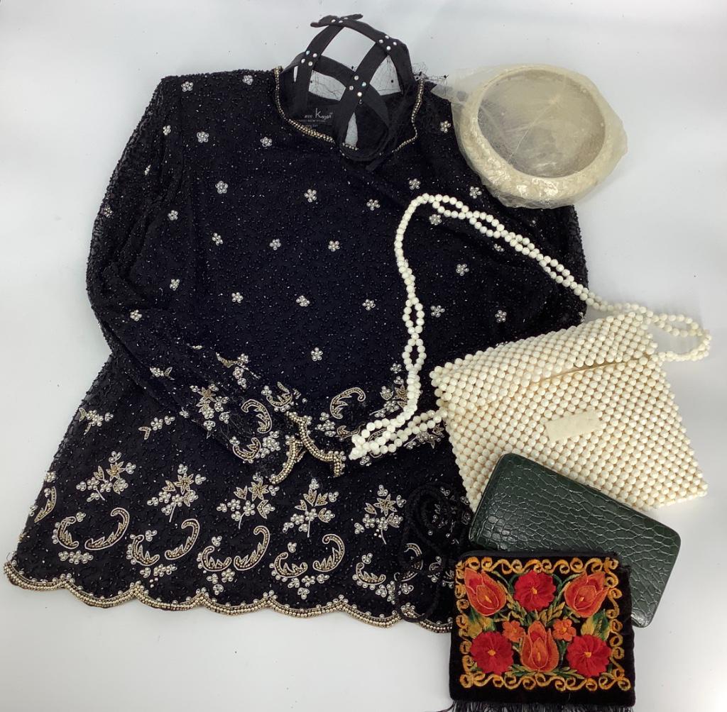 Box lot vintage ladies purses and hats. (1 of 1)