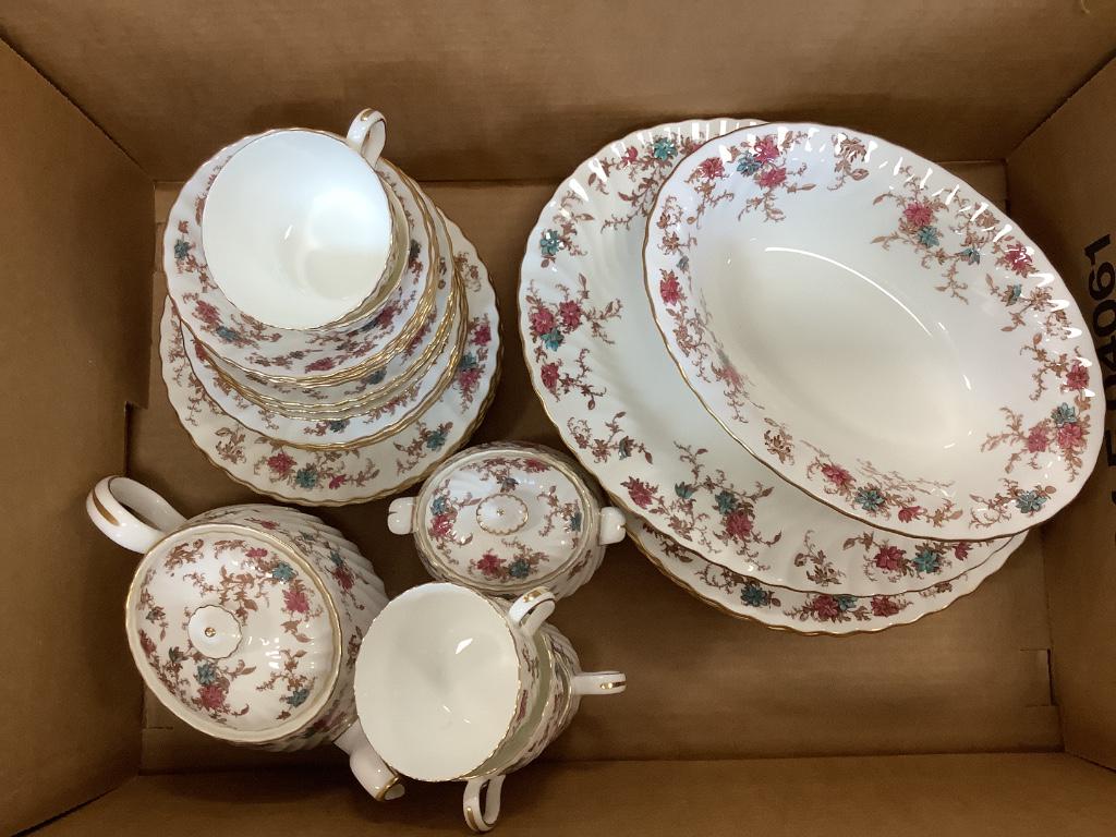29 piece set of vintage Minton,Ancestral pattern bone: 29 piece set of vintage Minton,Ancestral pattern bone China