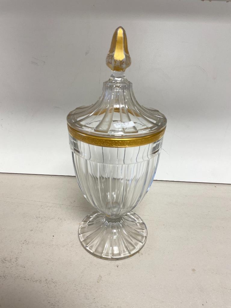 Heisey 3lb covered candy jar with gold decoration: Heisey 3lb covered candy jar with gold decoration
