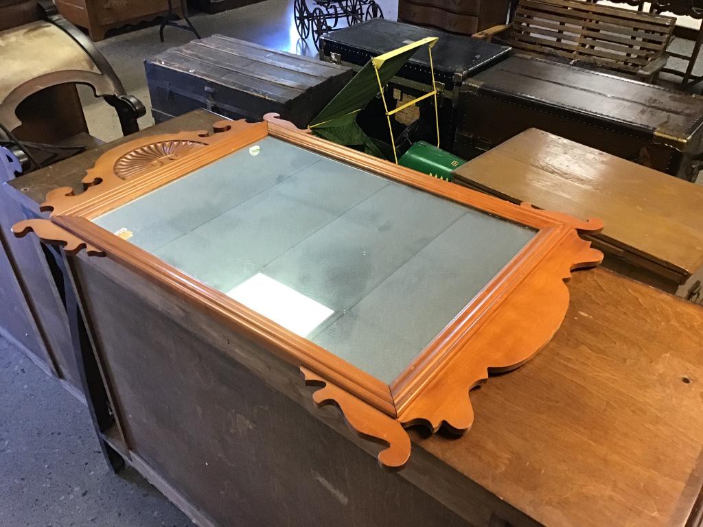 CHIPPENDALE STYLE MIRROR: CHIPPENDALE STYLE MIRROR