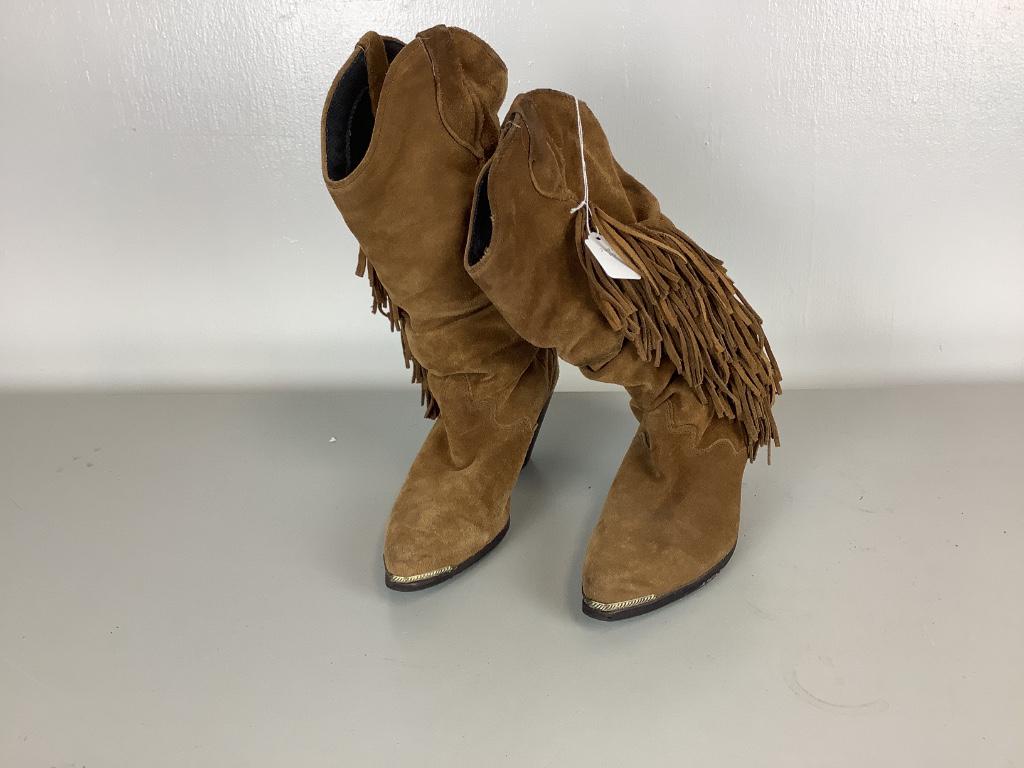 A pair of Native American ladies tall leather boots: A pair of Native American ladies tall leather boots