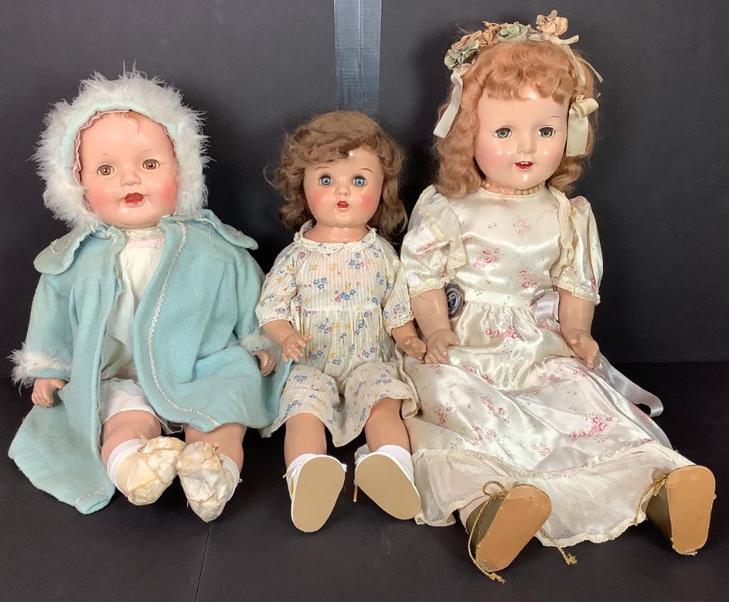 (3) vintage unmarked dolls with sleep eyes and cloth (1 of 3)
