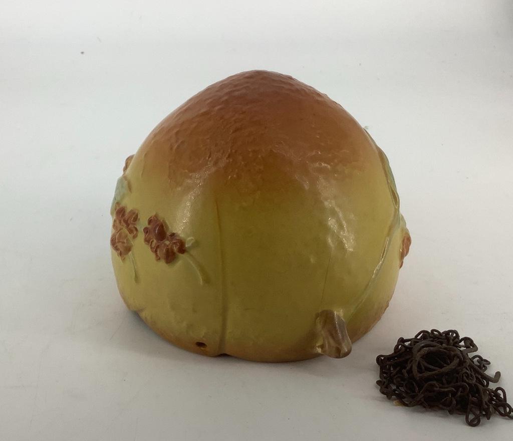 Roseville pottery Bittersweet 6-1/2" hanging basket (1 of 3)