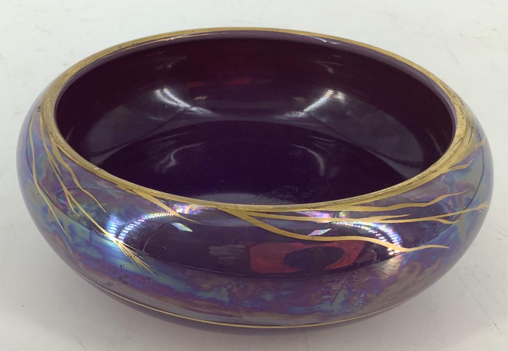 Cambridge helitiope 7”, 3 peg footed bowl with Gold (1 of 1)