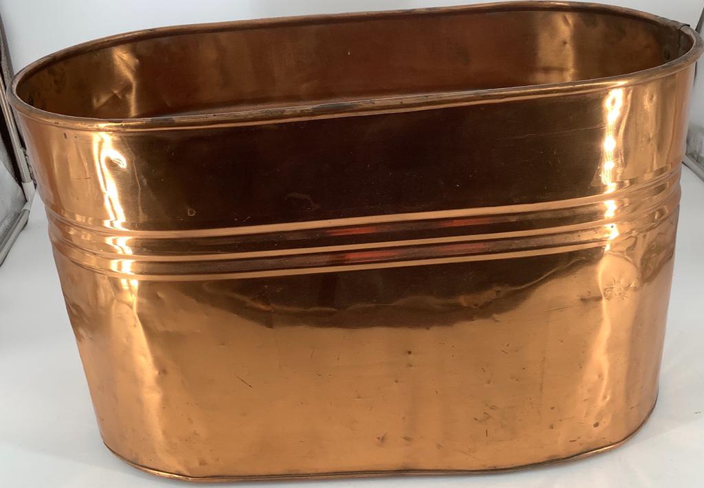 Copper wash boiler 21”x13”. (1 of 2)