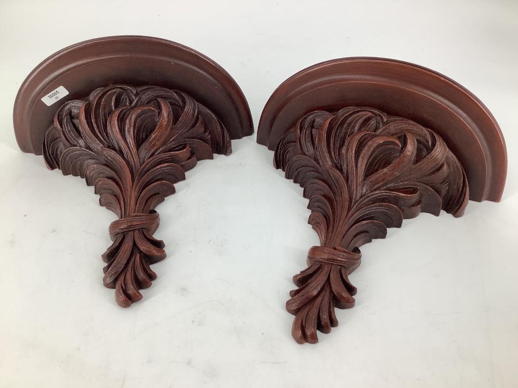 "Sryoco wood" wall shelf, 8.5" x 9" (1 of 4)