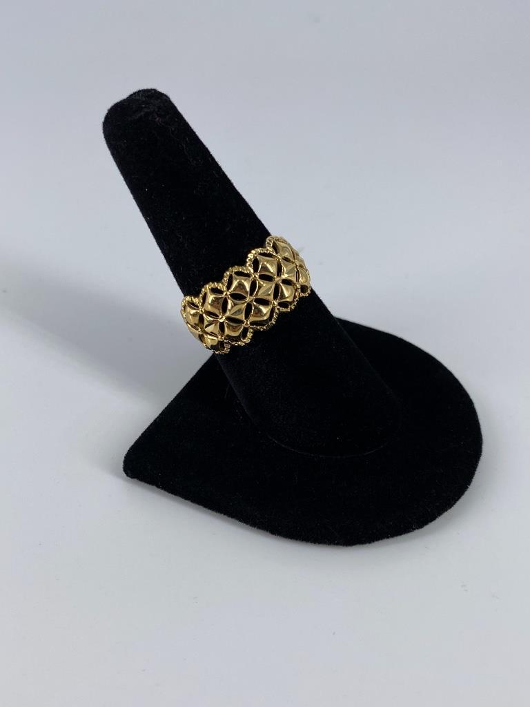 14kt Yellow Gold Ring (1 of 4)
