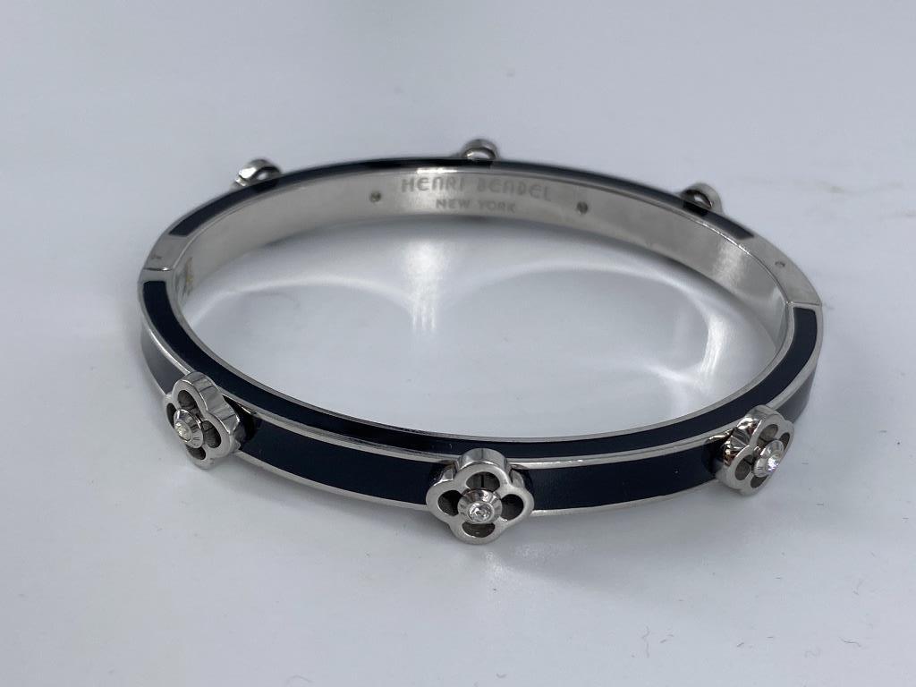 Henri Bendel, New York bracelet (1 of 6)