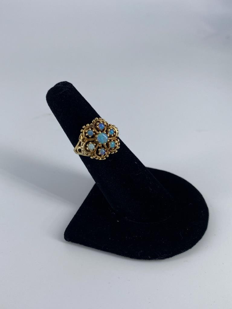 Vintage 14kt Yellow Gold & Opal Ring (1 of 6)