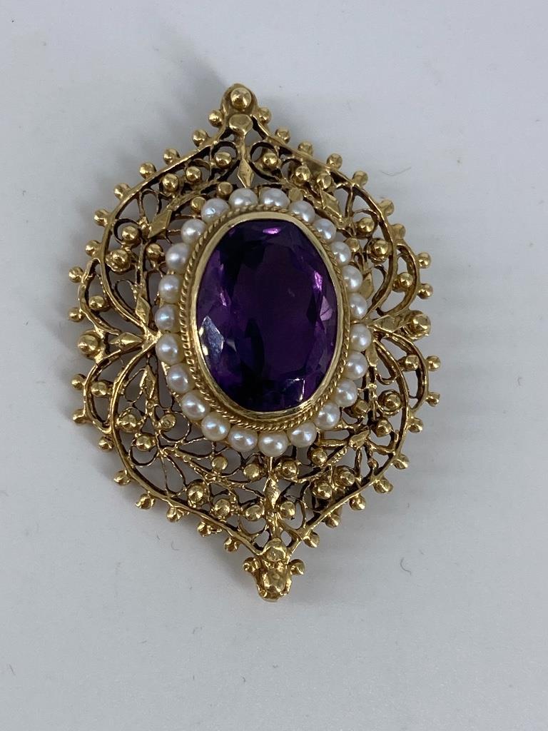 Antique Gold Pin/Pendant with Amethyst Gemstone (1 of 5)