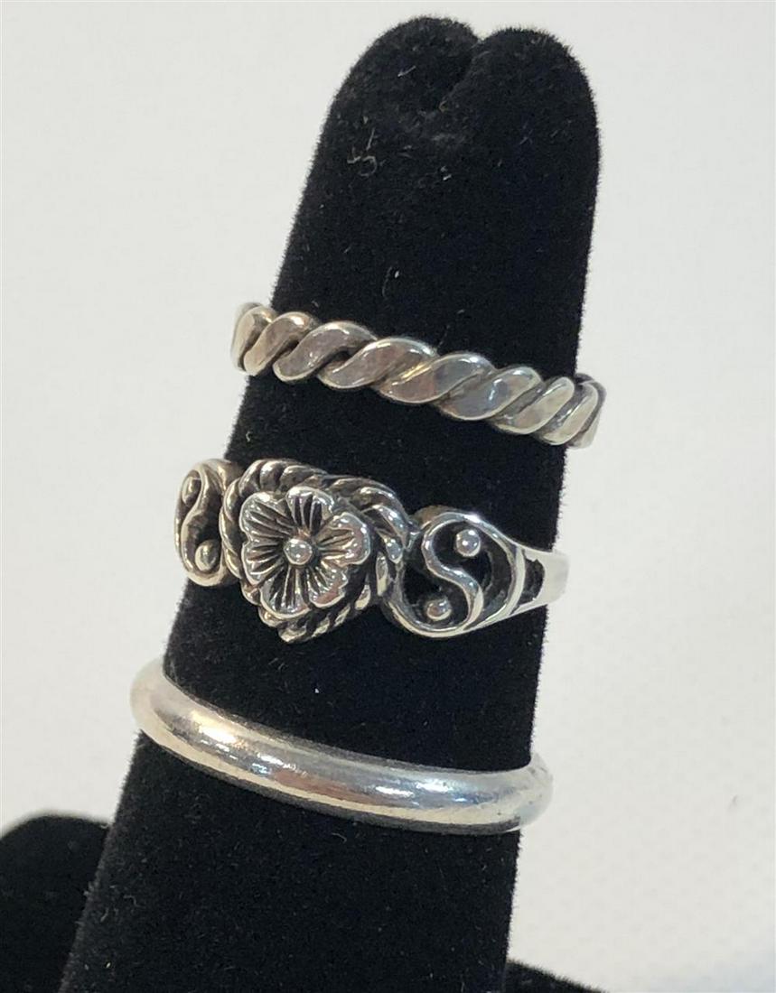 THREE STERLING SILVER FASHION RINGS (1 of 7)
