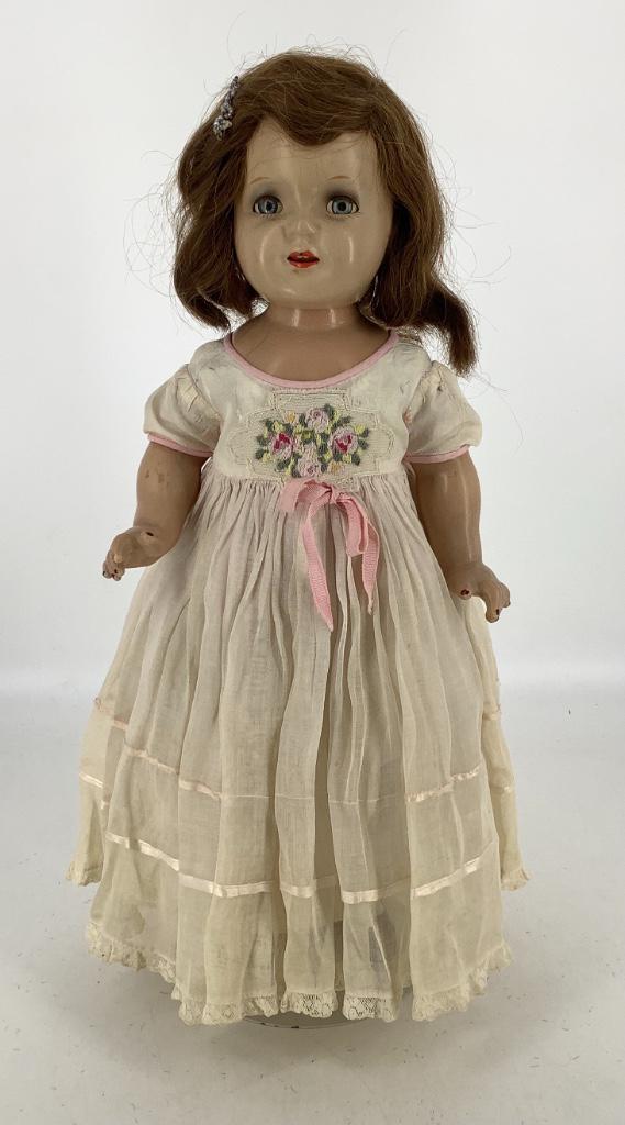 19" vintage all composition Princess Elizabeth-type (1 of 2)