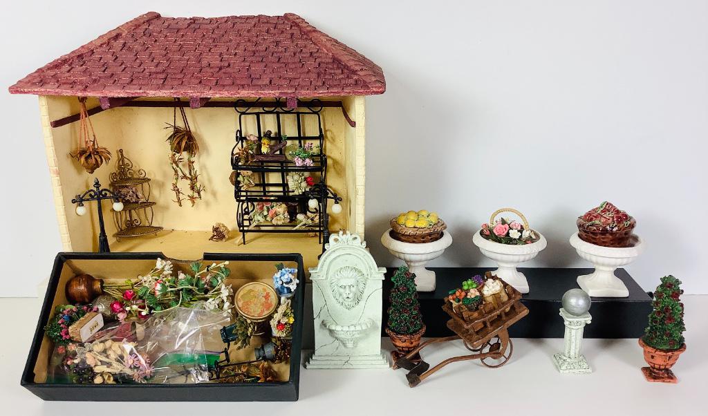 Miniature garden room and accessories. Room measures 12: Miniature garden room and accessories. Room measures 12 3/4" wide, 10 1/2" high, 6" deep.