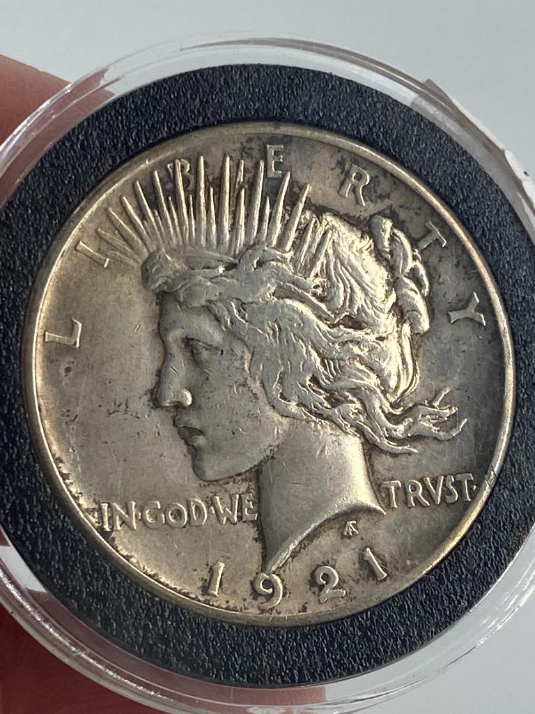 1921-P US Silver Peace Dollar Coin (1 of 4)