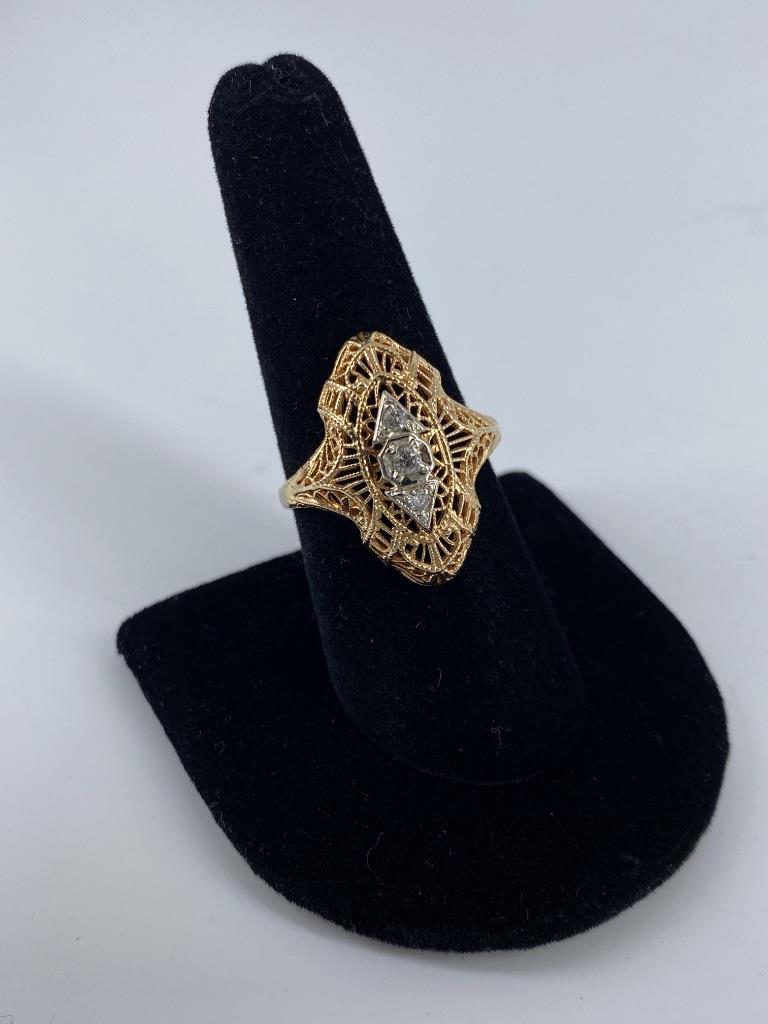 Vintage Dual Tone 14kt Gold & Diamond Ring (1 of 6)
