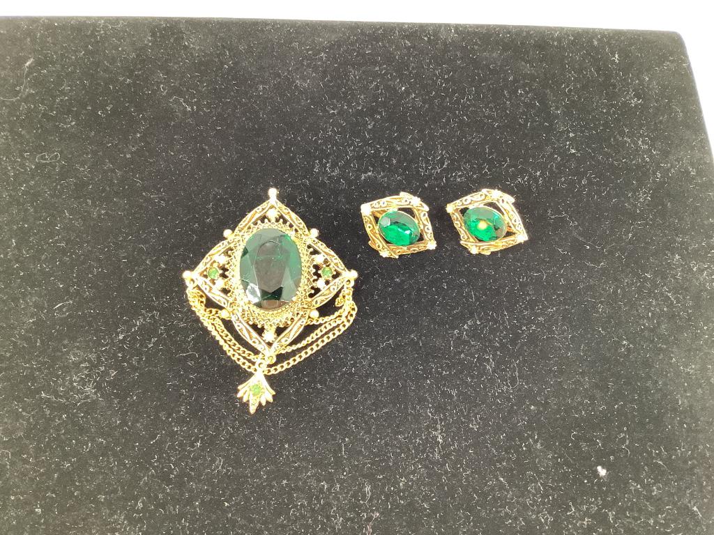 Florenza Costume Jewelry Set (1 of 5)