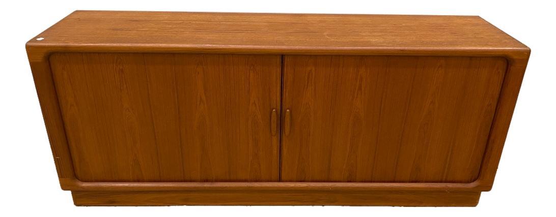 Dyrlund mid-century server, 74.5â€ x 19.5â€ x 30.5â€ (1 of 7)