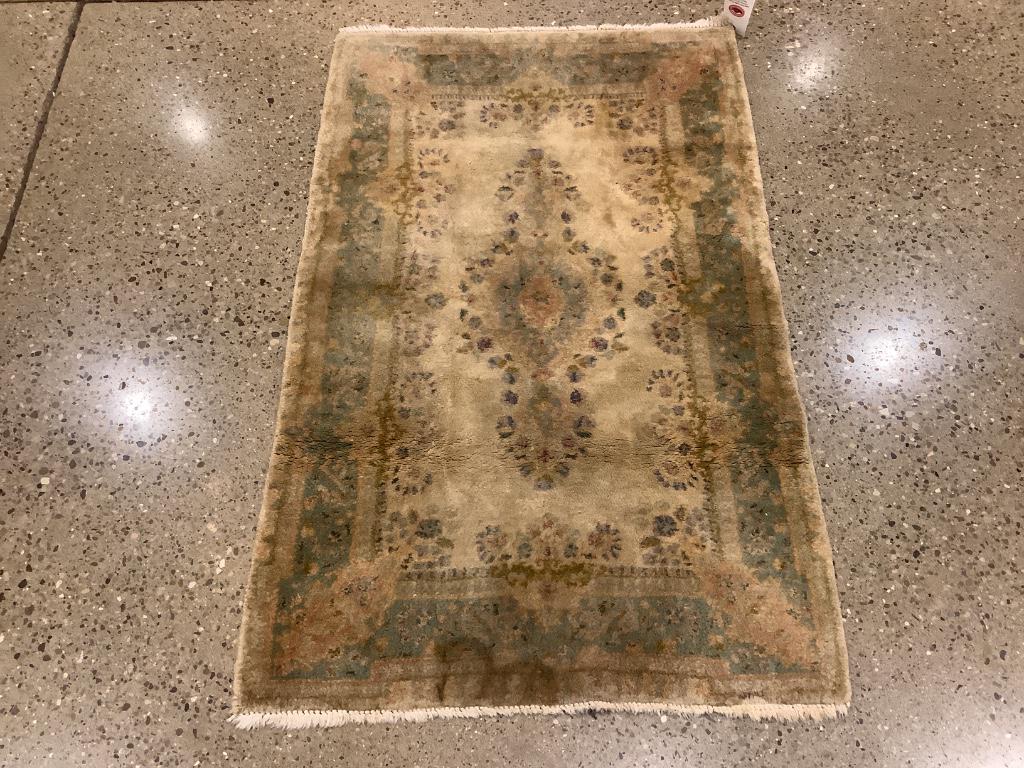 Oriental rug, Kirman, 3â€™ x 5â€™ (1 of 4)