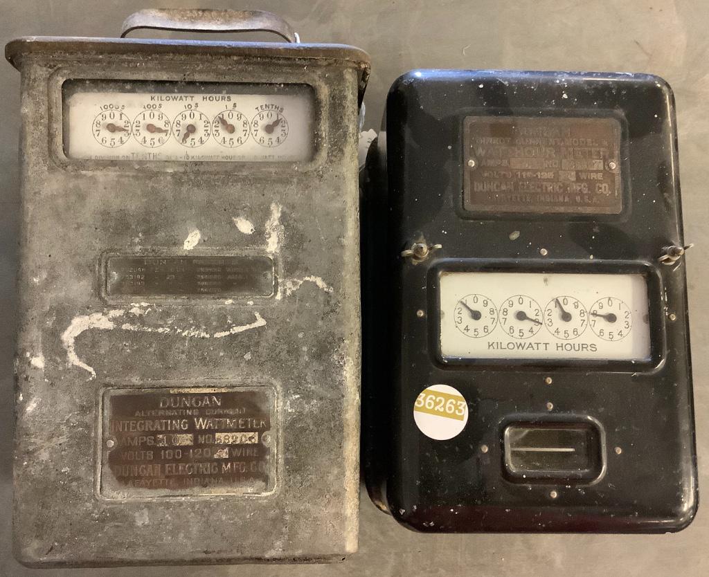 Lot of 2 electric meters including Duncan integrating: Lot of 2 electric meters including Duncan integrating SN:68906 AC 100-120 volt 10 amp carrying handle on top. Duncan E SN:285807 DC 110-125 volt 5 amp.