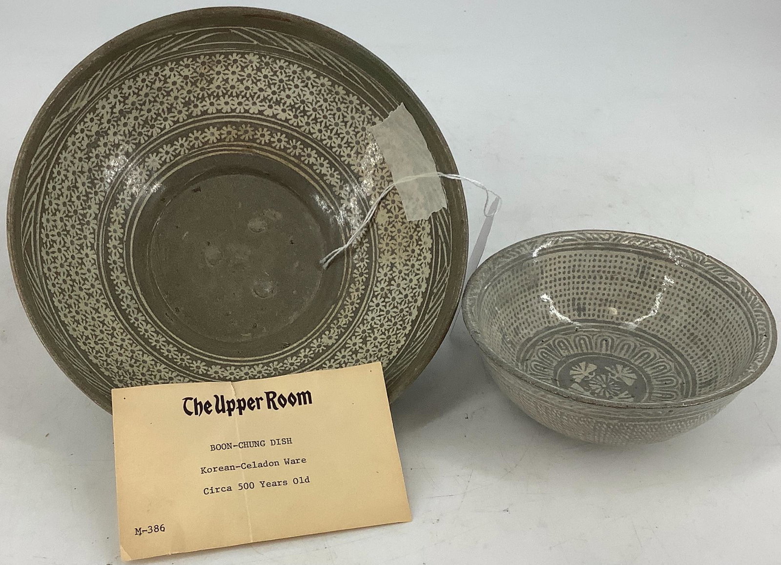 2 Korean Boon-chung ( Buncheong) celadon tea bowls. (1 of 5)