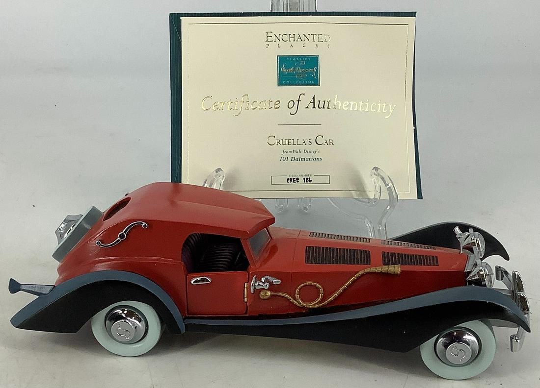 Walt Disney figurine 101 Dalmatians â€œ Cruellaâ€™s (1 of 6)