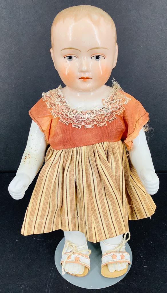 China bathing doll so-called "Frozen Charlie". 9" doll (1 of 3)