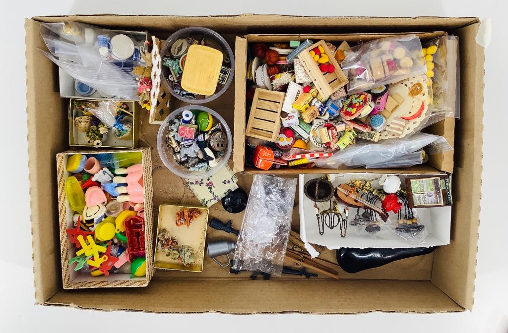 Lot of miniature plastic toys and miniature items for (1 of 1)