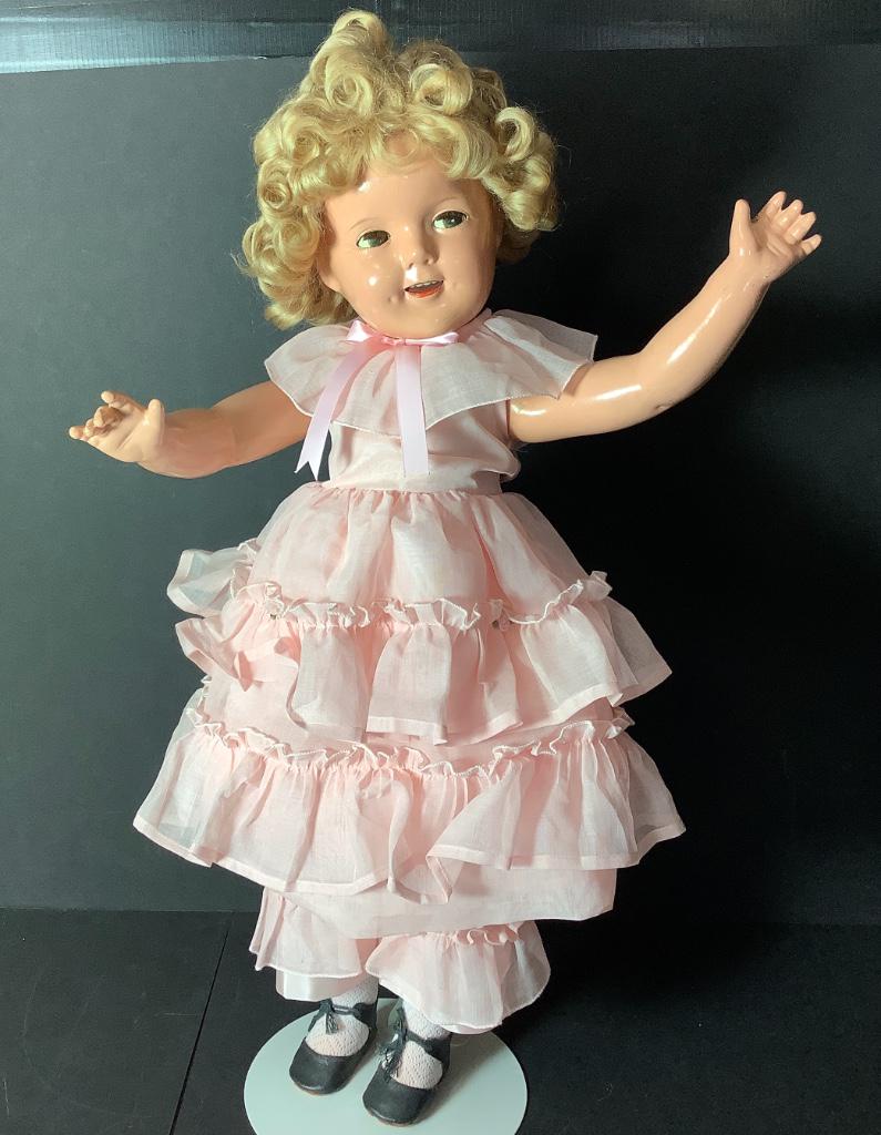 28" Ideal composition Shirley Temple doll. Mohair wig, (1 of 4)