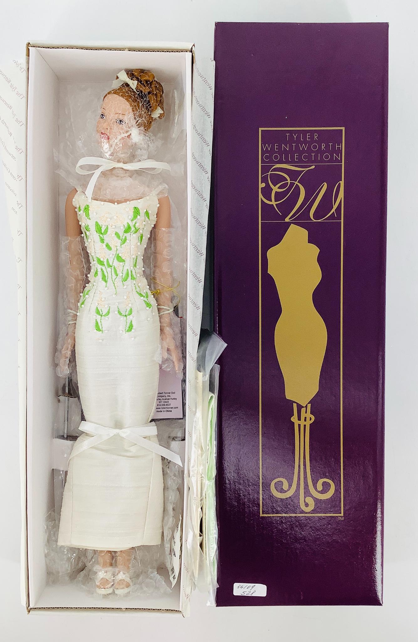 Tyler Wentworth "Chicago Sophisticate" by Robert (1 of 1)