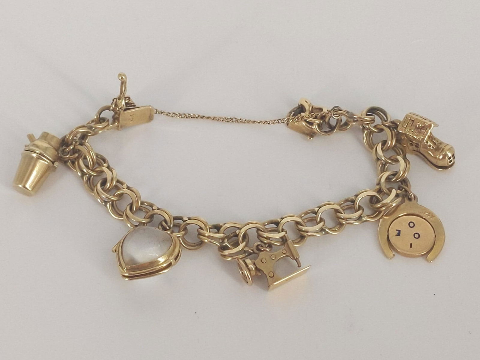 Vintage 14kt Yellow Gold Charm Bracelet (1 of 15)