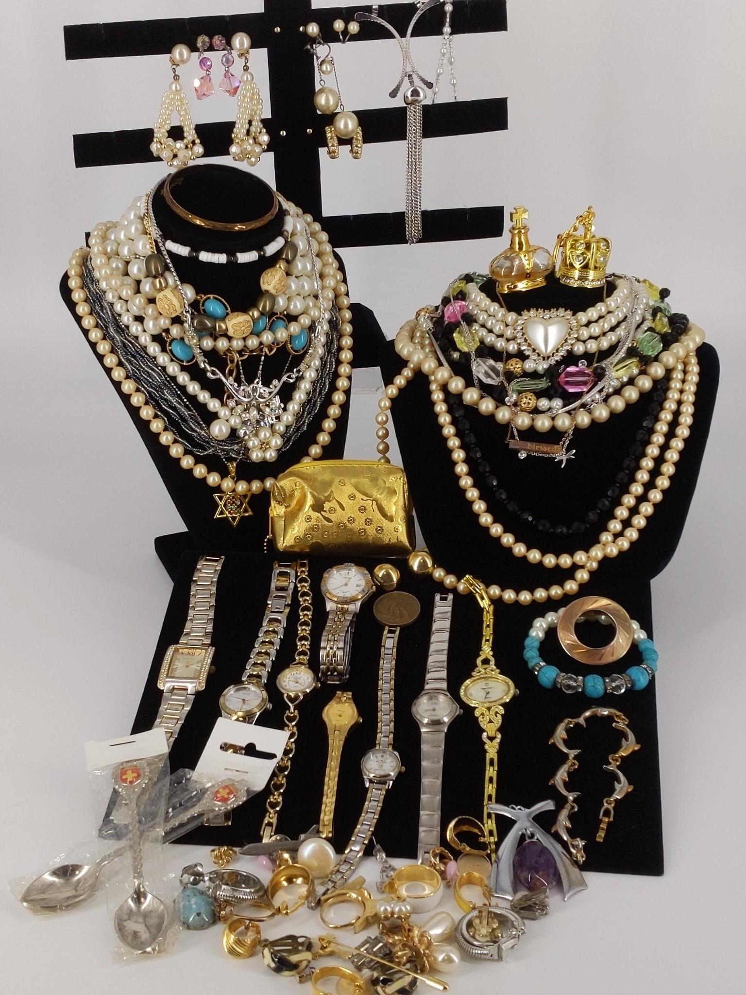 Box Lot Vintage to Modern Jewelry and Accessories (1 of 6)