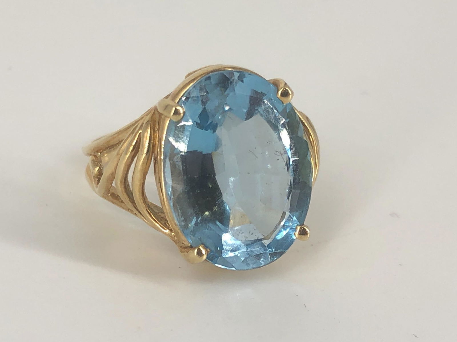 14kt Yellow Gold and Blue Topaz Ring (1 of 4)