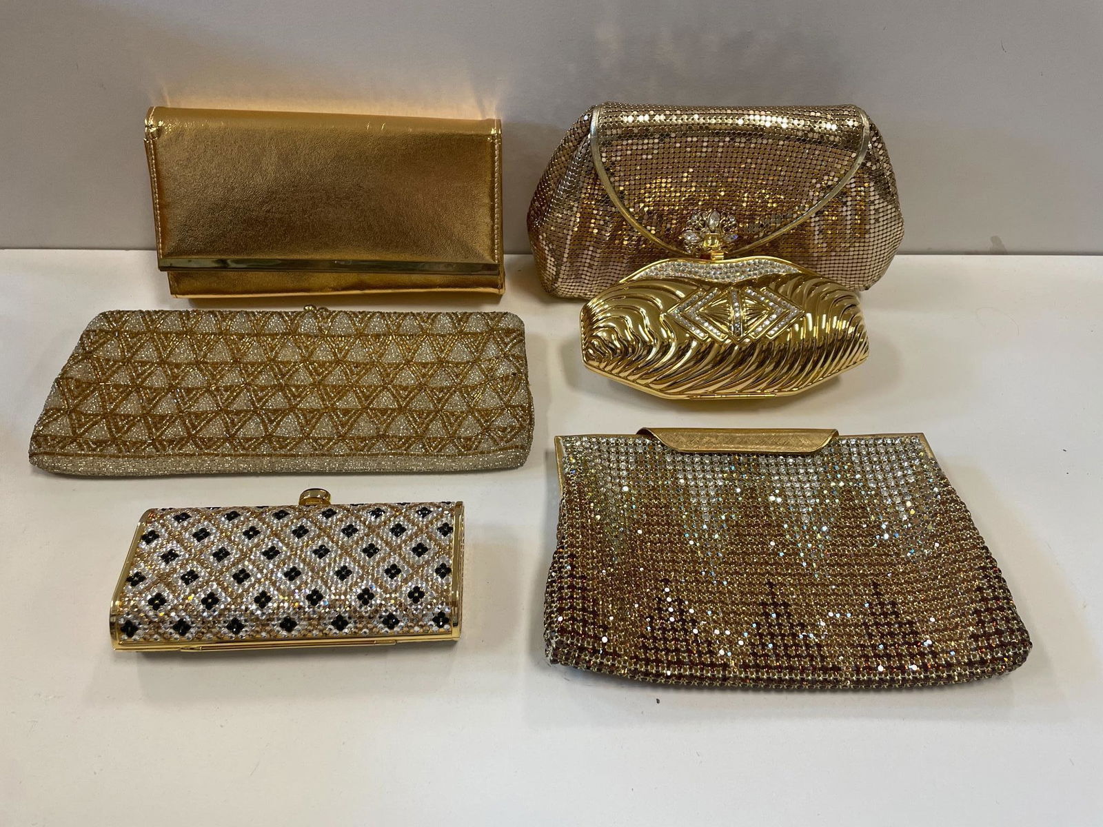 6 gold evening bags including Whiting and Davis (1 of 1)