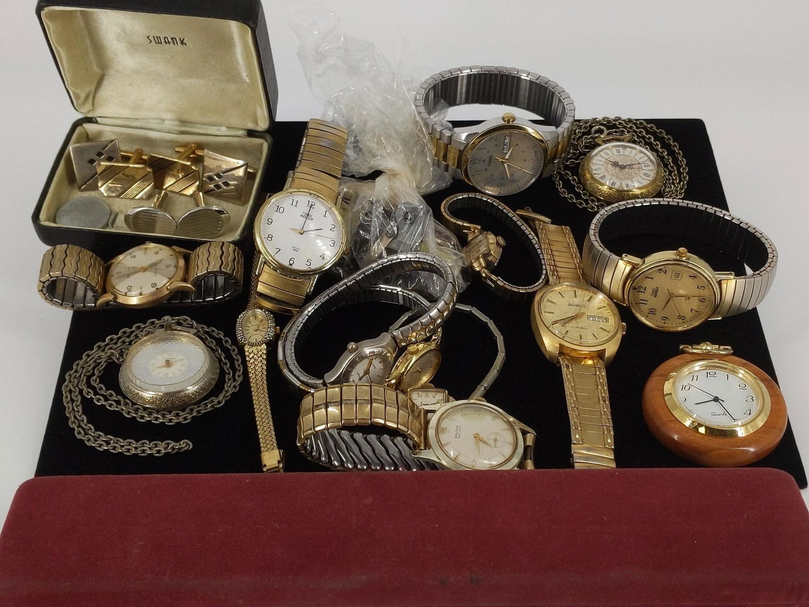 Lot of Assorted Wrist and Pocket Watches and (1 of 9)