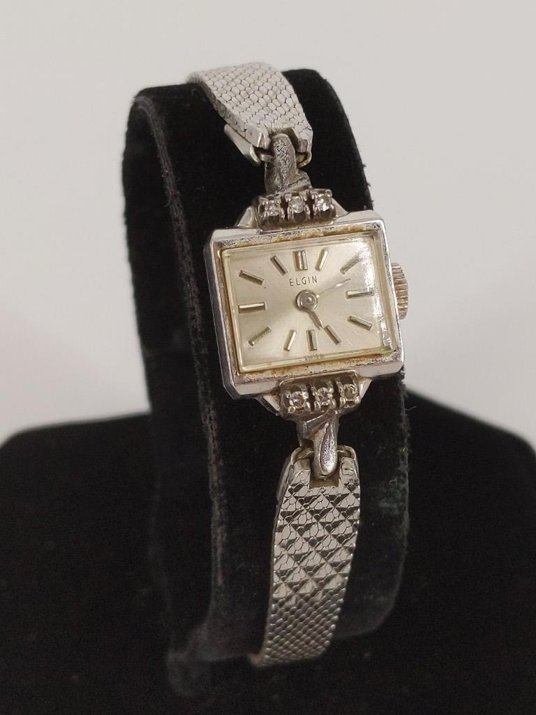 Vintage Ladies' Elgin Wrist Watch (1 of 7)
