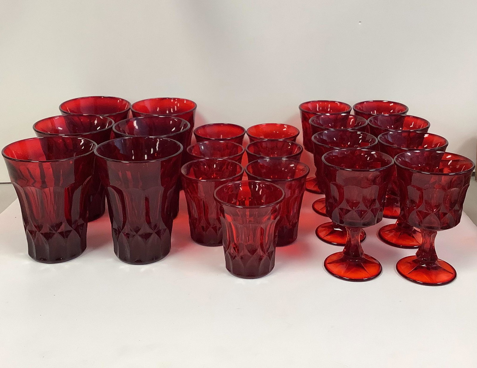 21 Pieces of Noritake Perspective Ruby Red. (1 of 1)