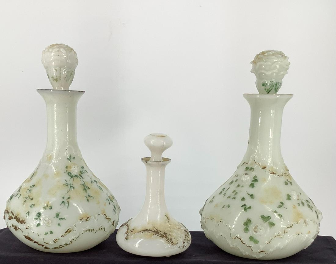 Vintage milk glass decanters ranging from 5Ã® to 8Ã® (1 of 1)